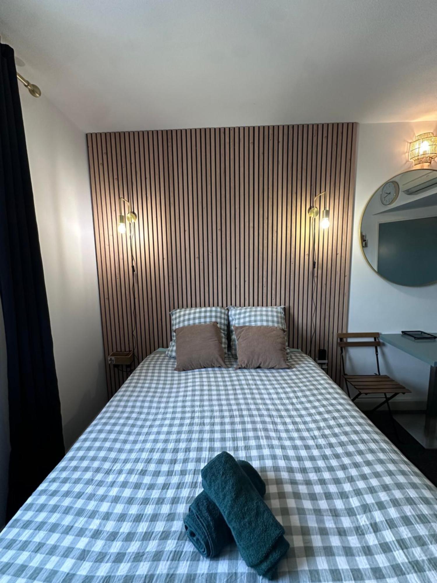 Joli Studio Le Clos D'Aix Avec Grande Terrasse Piscine Et Parking Gratuit Aix-en-Provence Bagian luar foto