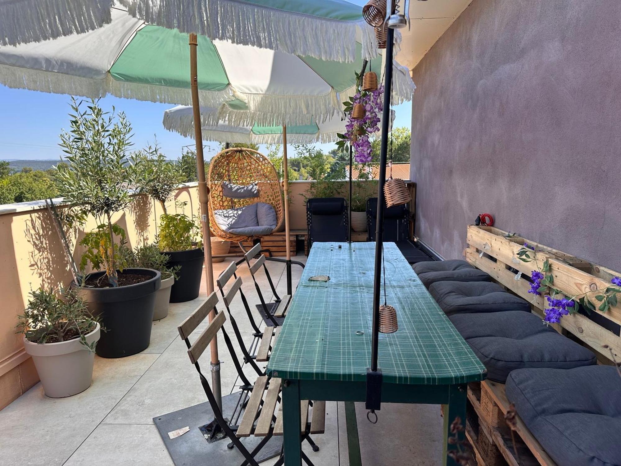 Joli Studio Le Clos D'Aix Avec Grande Terrasse Piscine Et Parking Gratuit Aix-en-Provence Bagian luar foto